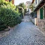 Giulia Vatican House